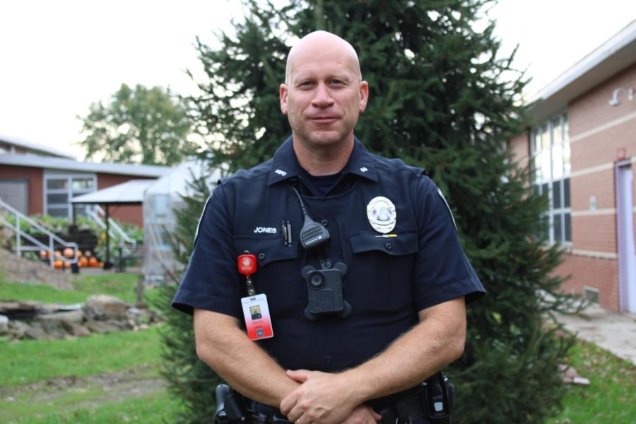 Officer Rick Jones, Freedom´s newest resource officer