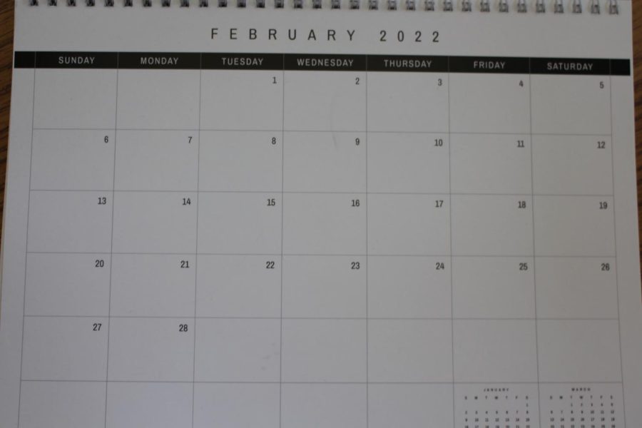 The+month+of+February+has+28+days.+